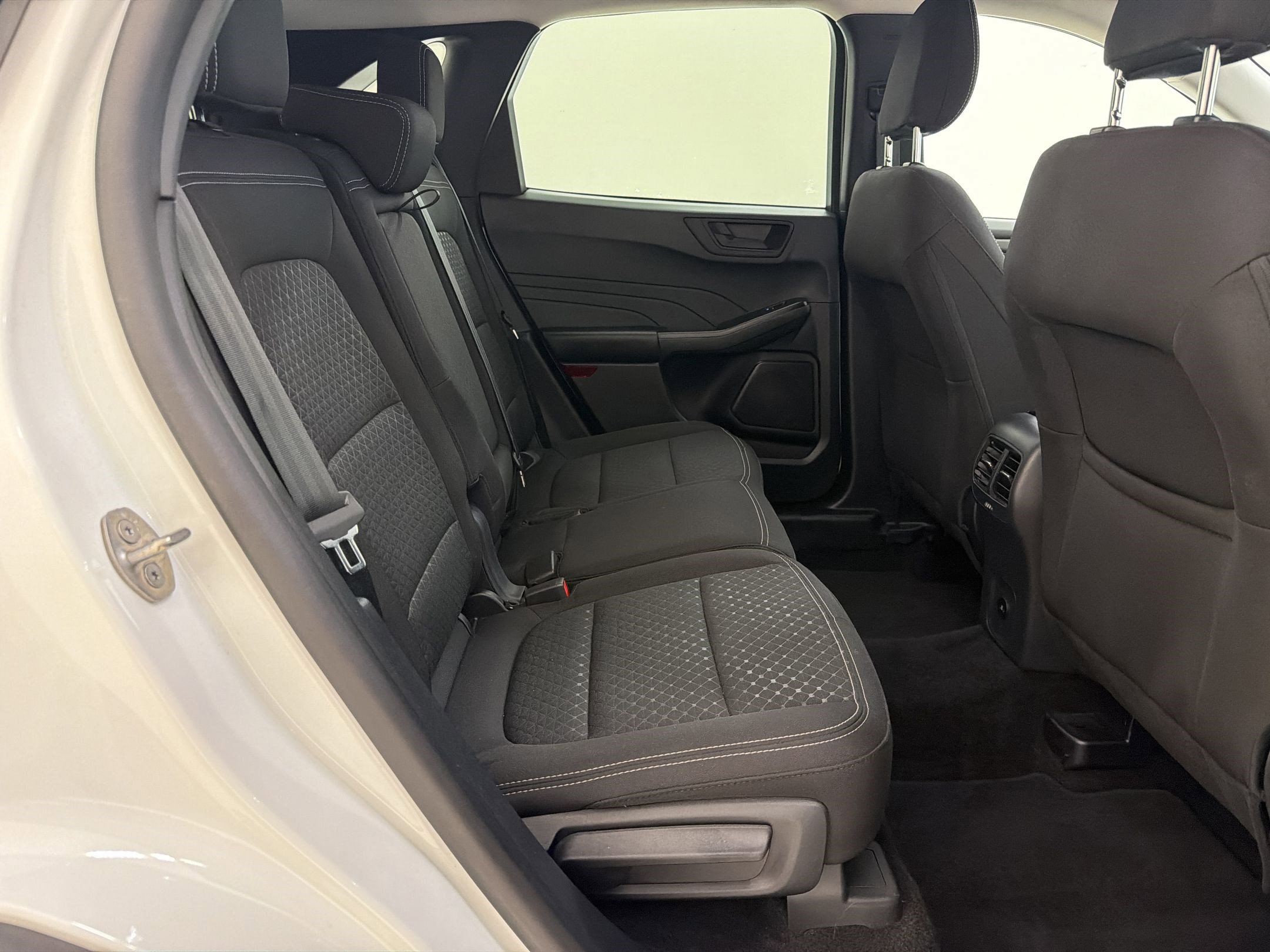 Certified 2025 Ford Escape Active AWD/4WD image 29