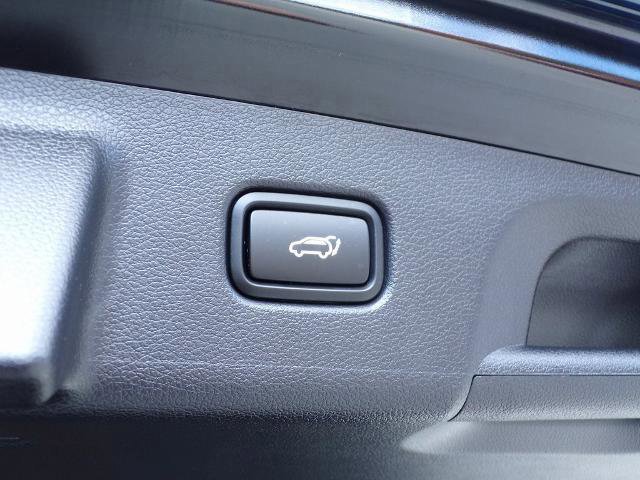 Used 2024 Hyundai Palisade Limited image 12