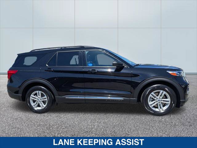 Certified 2023 Ford Explorer XLT w/ Equipment Group 202A RWD image 6