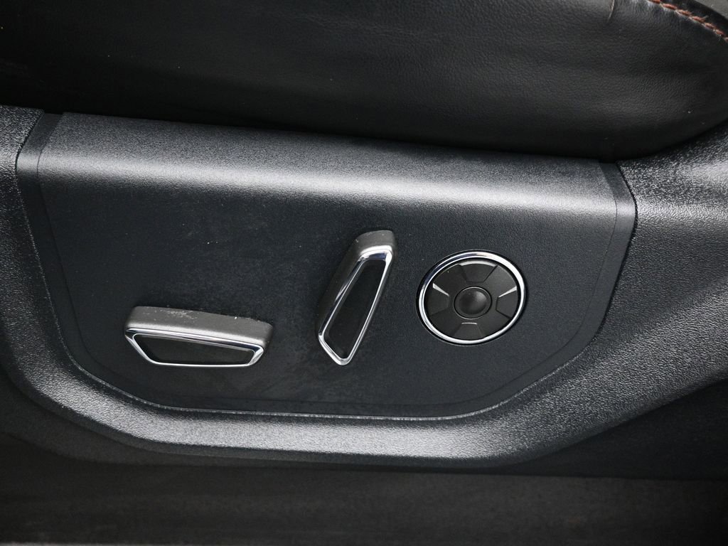 Certified 2021 Ford F450 Platinum AWD/4WD image 11