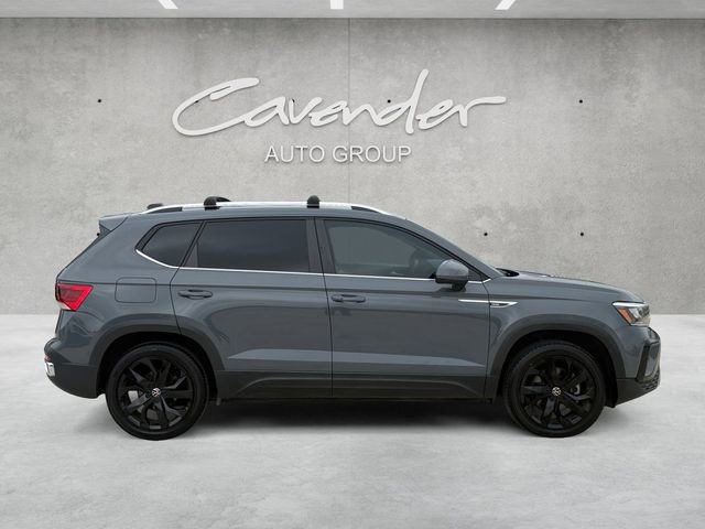 Used 2022 Volkswagen Taos SE FWD image 18
