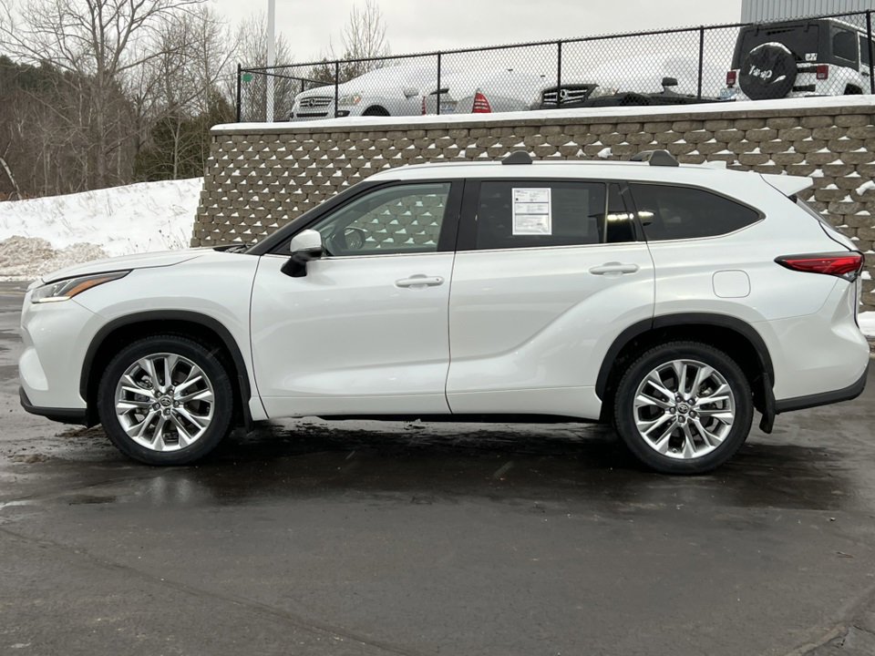 Used 2023 Toyota Highlander Limited image 49