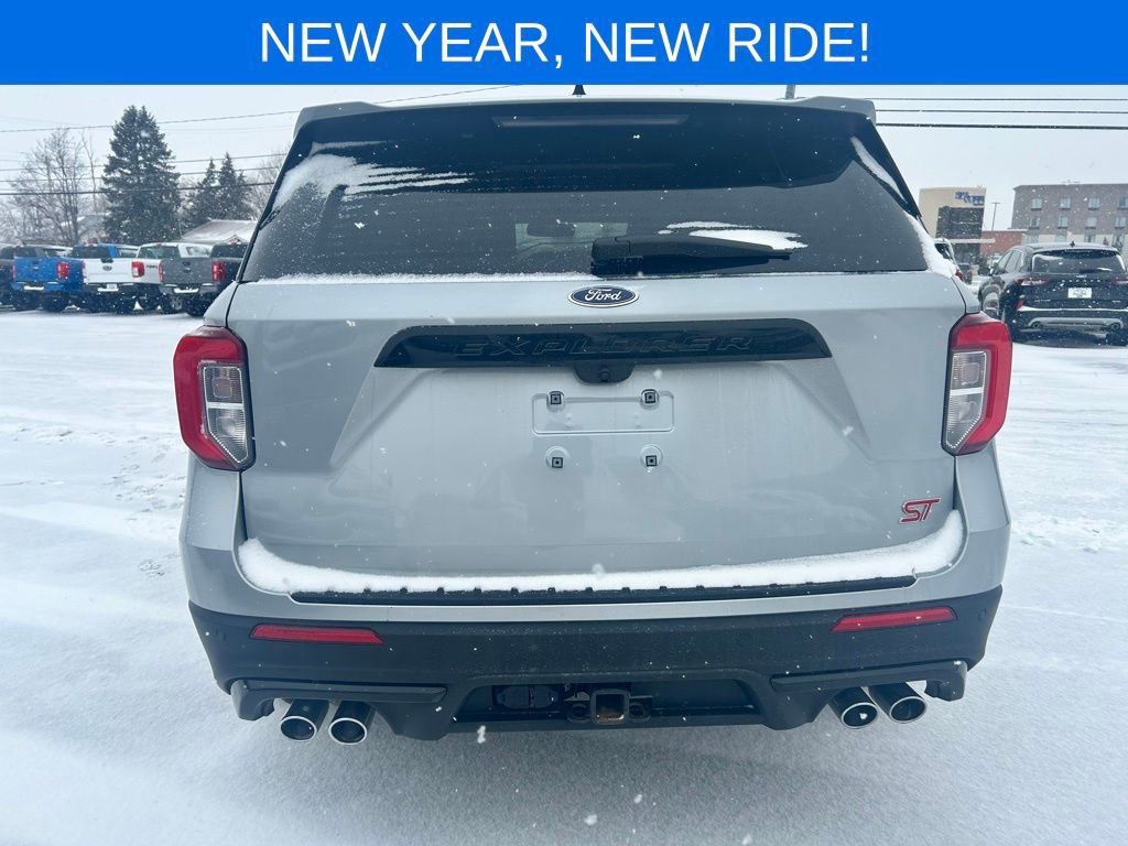Certified 2023 Ford Explorer ST w/ Equipment Group 401A image 5