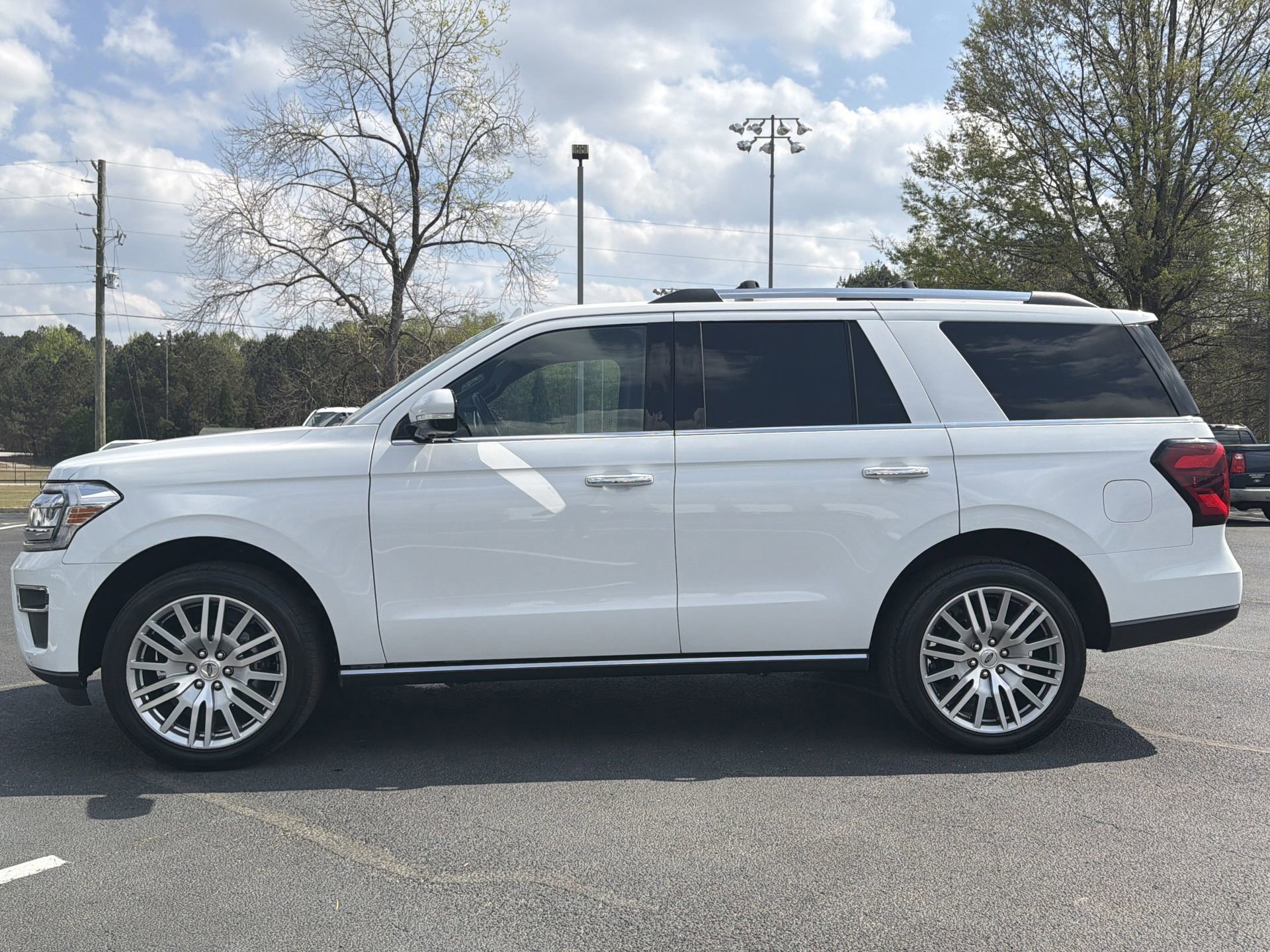 Certified 2024 Ford Expedition Limited AWD/4WD image 6