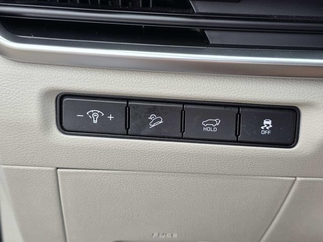 Used 2025 Kia Telluride S FWD image 21