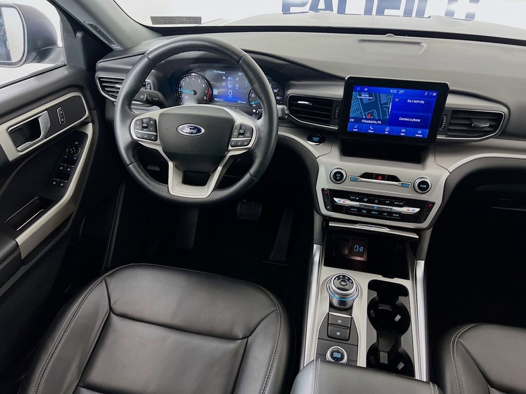 Certified 2023 Ford Explorer XLT w/ Equipment Group 202A image 28