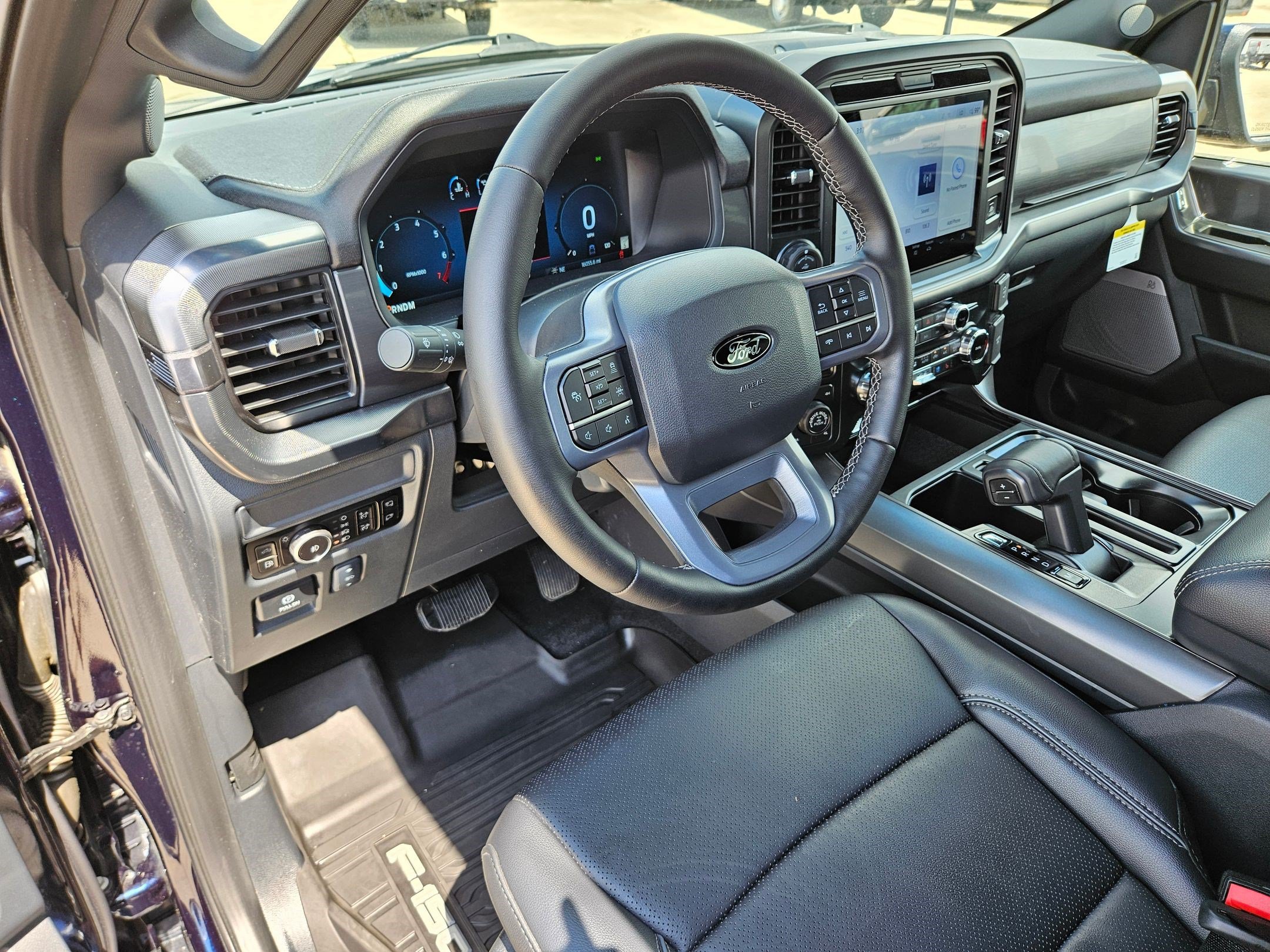 Certified 2025 Ford F150 Lariat w/ Equipment Group 501A Mid AWD/4WD image 16