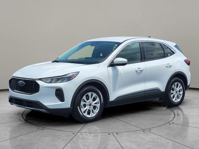 Certified 2023 Ford Escape Active w/ Tech Pack #2 FWD image 3