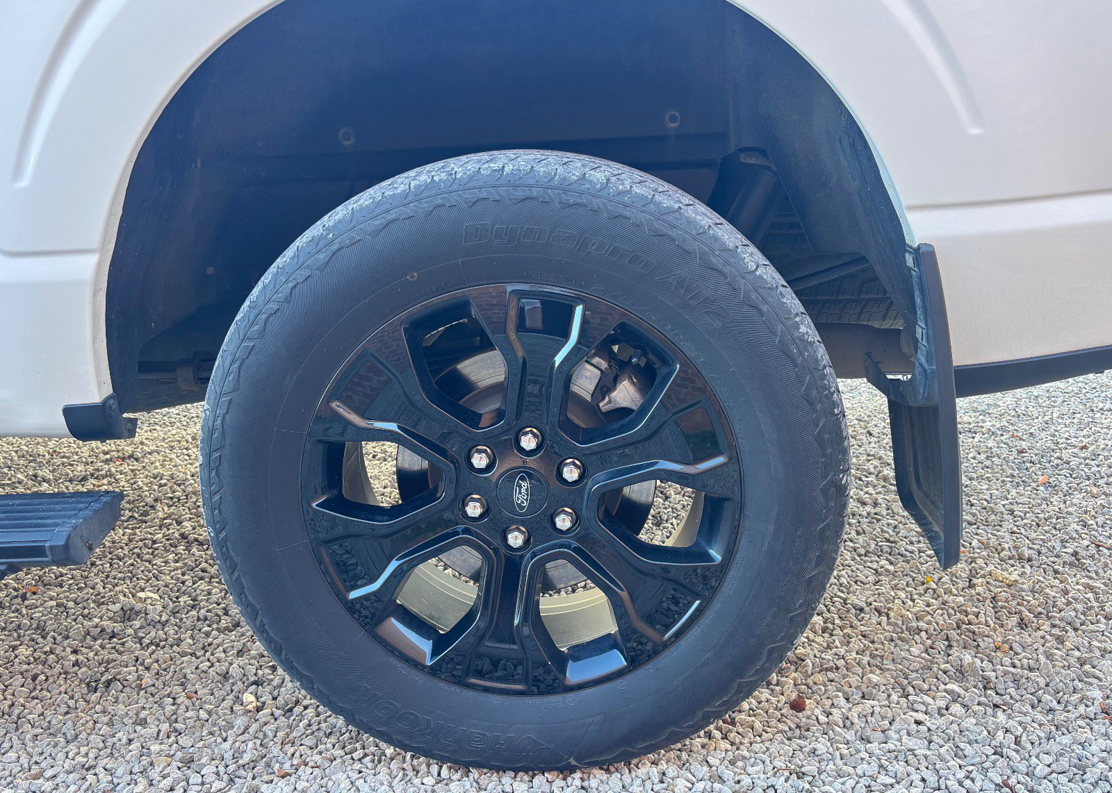 Certified 2022 Ford F150 Lariat w/ Equipment Group 502A High image 17