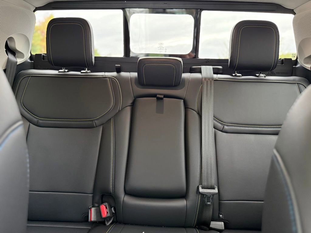 Certified 2025 Ford Maverick Lobo image 26