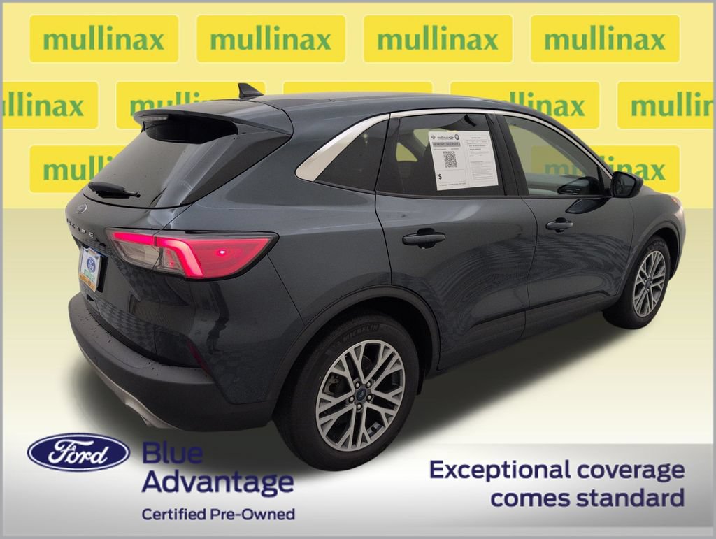 Certified 2022 Ford Escape SEL FWD image 3