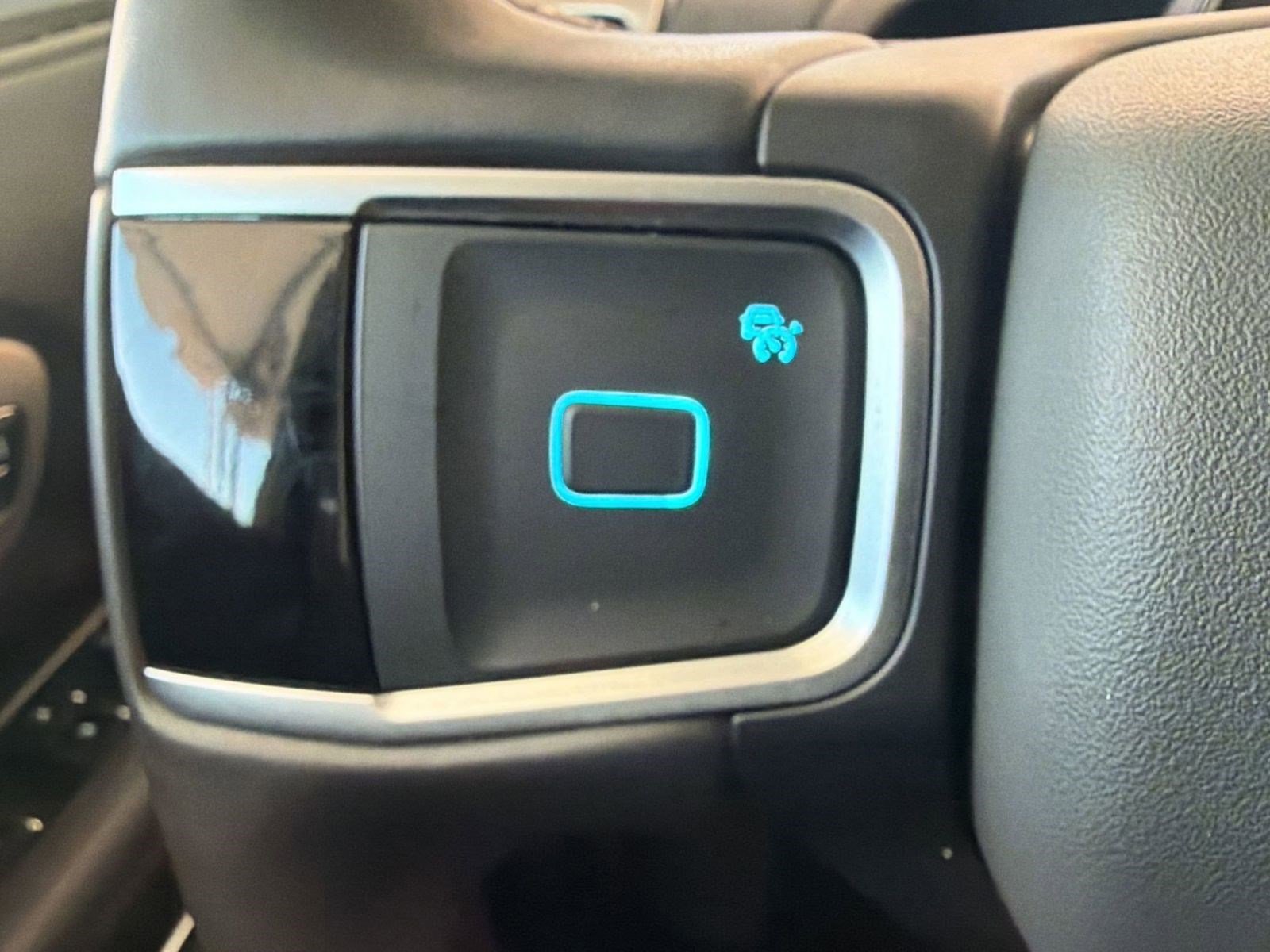 Certified 2025 Ford Expedition Active image 20