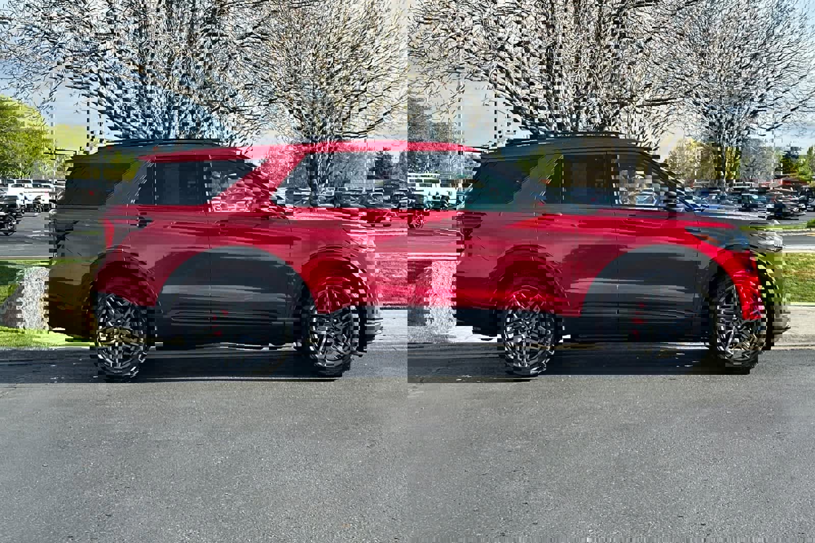 Certified 2025 Ford Explorer ST image 6