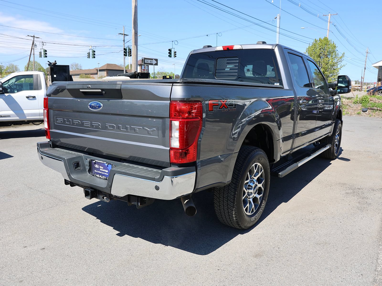 Certified 2022 Ford F350 Lariat w/ Lariat Ultimate Package AWD/4WD image 7