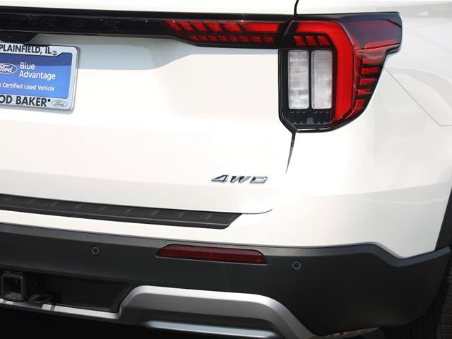 Certified 2025 Ford Explorer Platinum AWD/4WD image 8