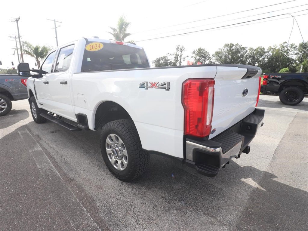 Certified 2024 Ford F250 XLT image 3
