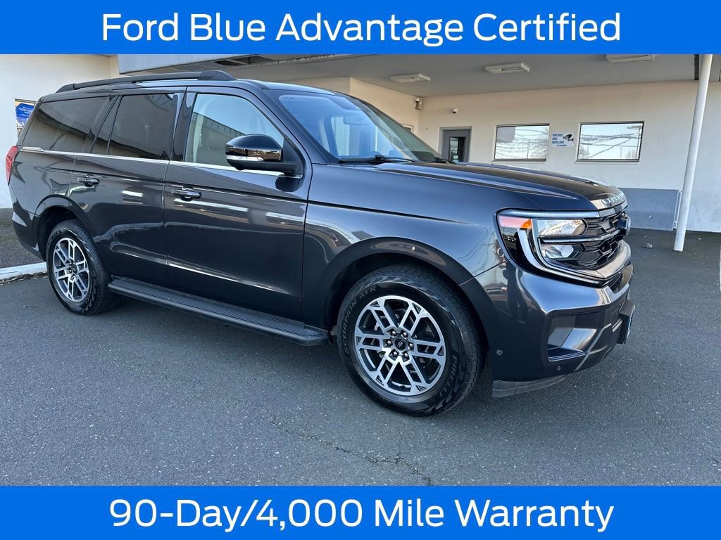 Certified 2025 Ford Expedition Active image 8