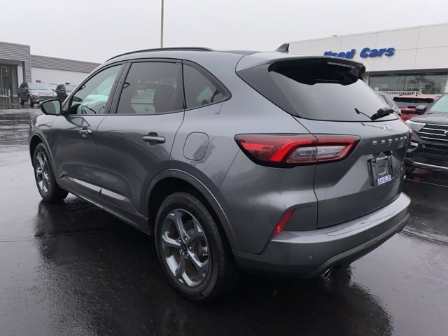 Certified 2023 Ford Escape ST-Line Select w/ Tech Pack #2 image 7