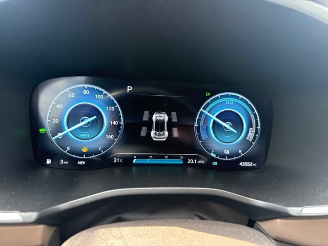 Used 2023 Hyundai Santa Fe Limited AWD/4WD image 17