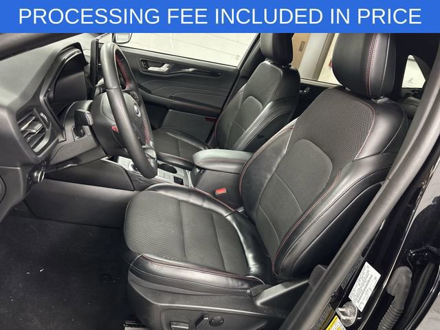 Certified 2023 Ford Escape ST-Line w/ Tech Pack #1 AWD/4WD image 3
