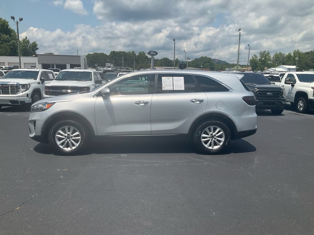 Used 2020 Kia Sorento LX FWD image 8