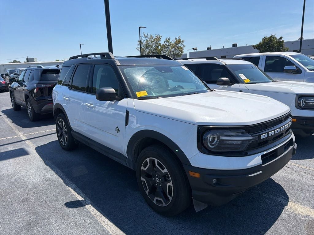 Certified 2023 Ford Bronco Sport Outer Banks w/ Tech Package AWD/4WD image 2