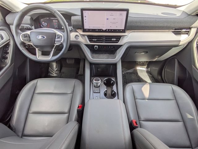 Certified 2026 Ford Explorer Active w/ Active Comfort Package RWD image 16