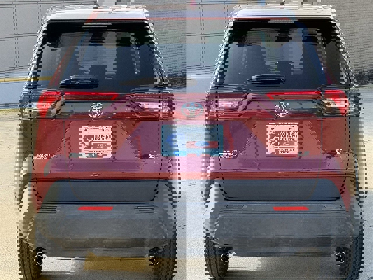 Used 2024 Toyota RAV4 LE image 6