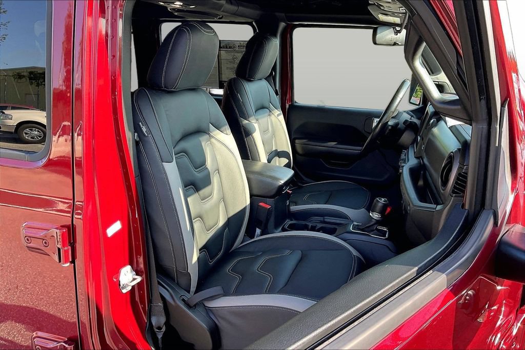 Used 2021 Jeep Wrangler Unlimited Sport AWD/4WD image 7