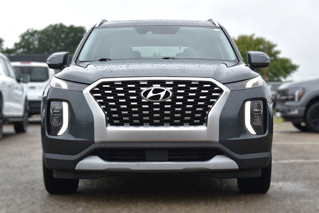 Used 2022 Hyundai Palisade SEL FWD image 2