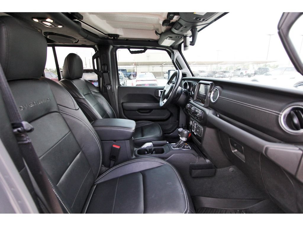 Used 2022 Jeep Gladiator Overland w/ Popular Equipment Package AWD/4WD image 27