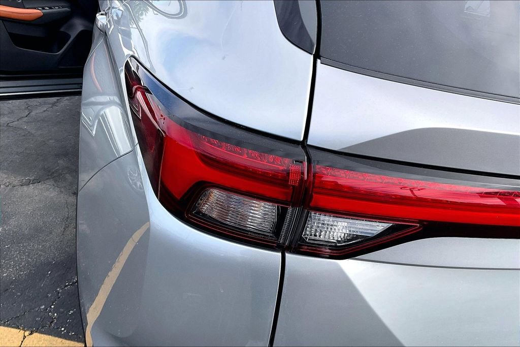 Used 2023 Mitsubishi Outlander SEL AWD/4WD image 30