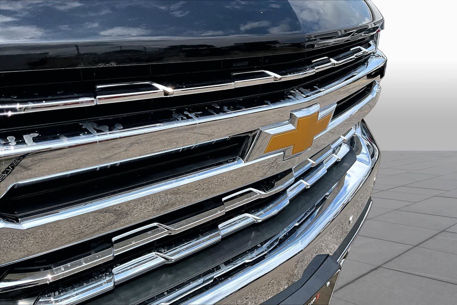 Used 2020 Chevrolet Silverado 1500 LTZ w/ LTZ Plus Package AWD/4WD image 30