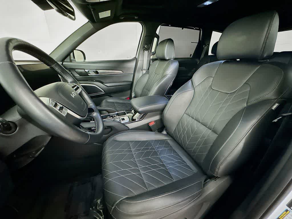 Used 2024 Kia Telluride EX X-Line AWD/4WD image 12