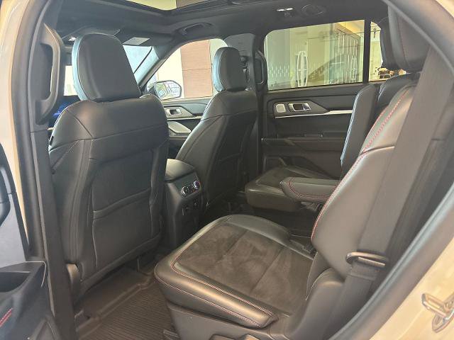Certified 2025 Ford Explorer ST w/ Sun And Sound Package AWD/4WD image 11