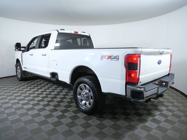 Certified 2025 Ford F350 Lariat w/ Lariat Ultimate Package AWD/4WD image 4