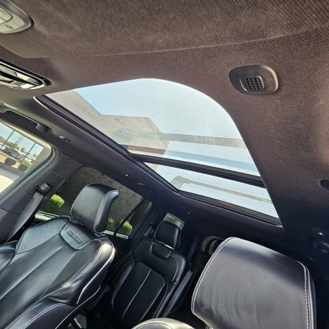 Used 2021 Jeep Grand Cherokee L Overland w/ Luxury Tech Group IV image 10