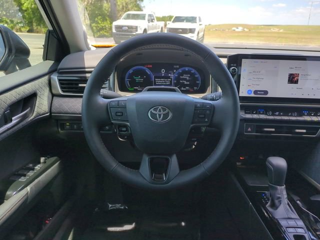 Used 2025 Toyota Camry XLE w/ Premium Plus Package FWD image 15