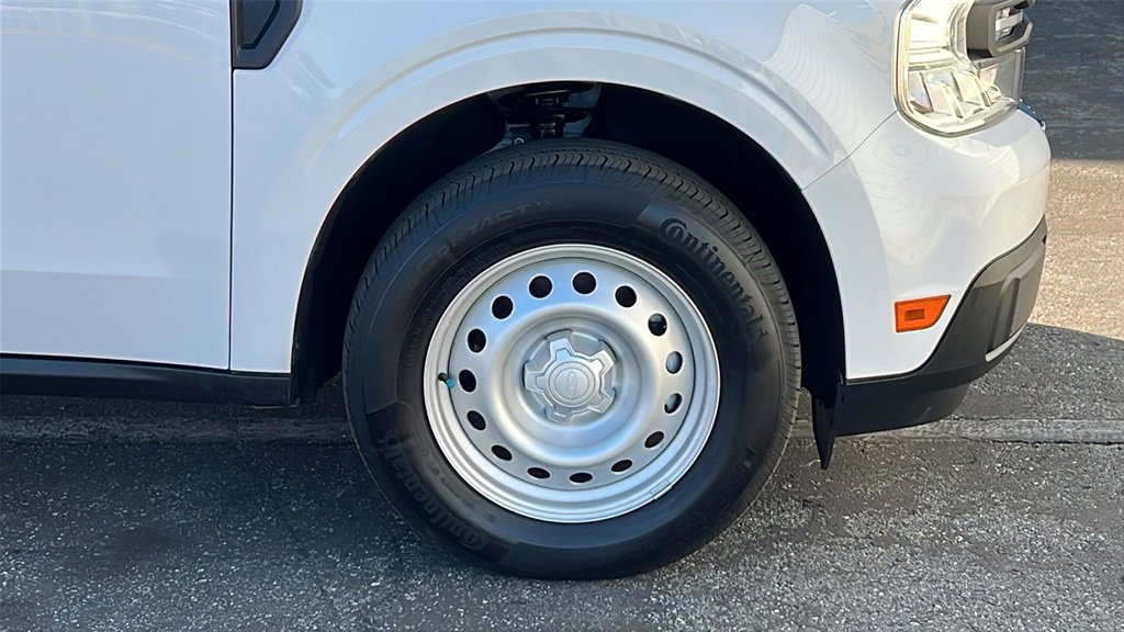 Certified 2024 Ford Maverick XL image 6