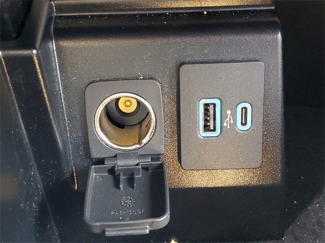 Certified 2022 Ford Explorer Platinum w/ Equipment Group 601A image 23