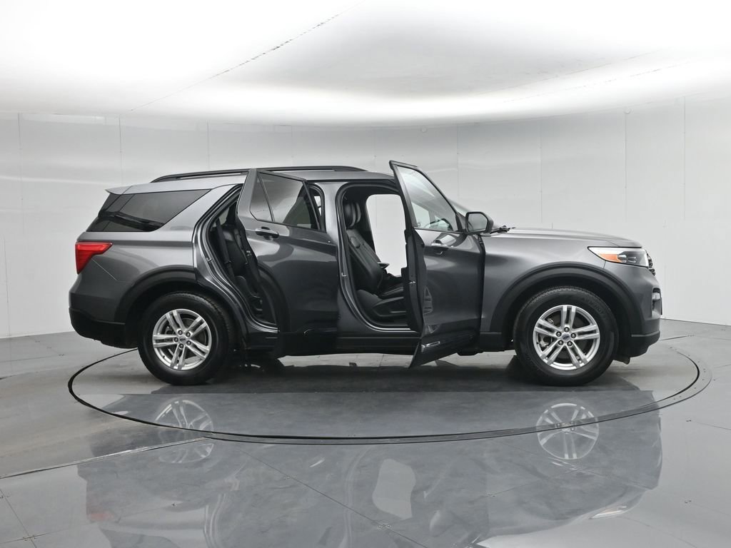 Certified 2021 Ford Explorer XLT image 33