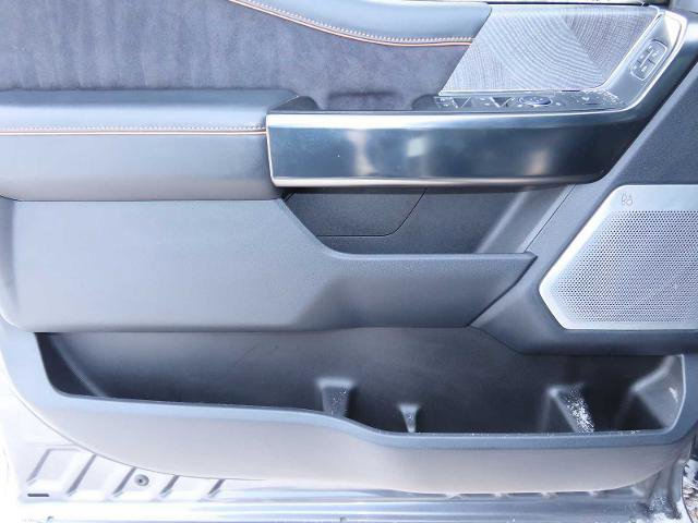 Certified 2024 Ford F350 Platinum image 17