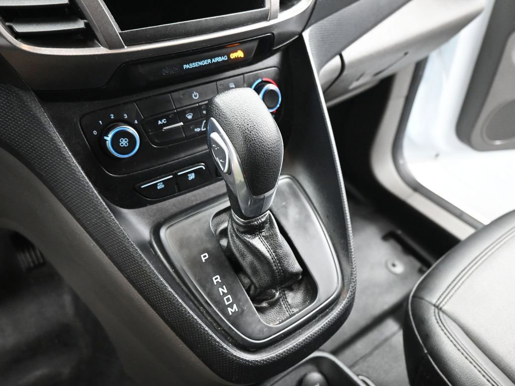 Certified 2022 Ford Transit Connect XL image 13
