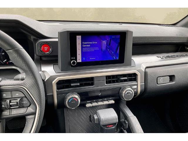 Used 2025 Toyota Tacoma TRD Off-Road AWD/4WD image 10