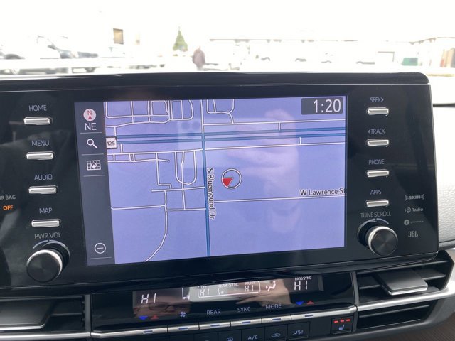 Used 2024 Toyota Sienna XLE w/ XLE Plus Package FWD image 18