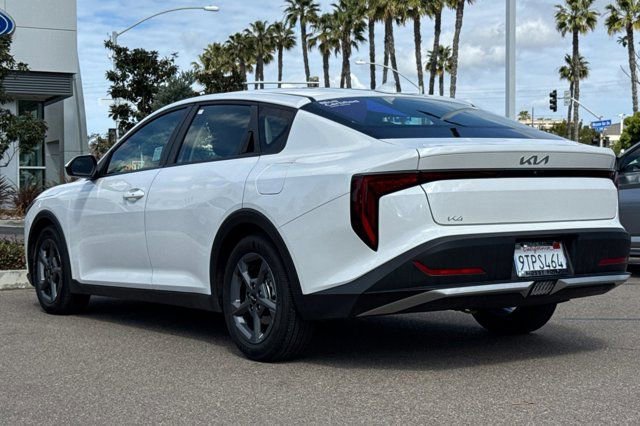 Used 2025 Kia K4 LXS image 5