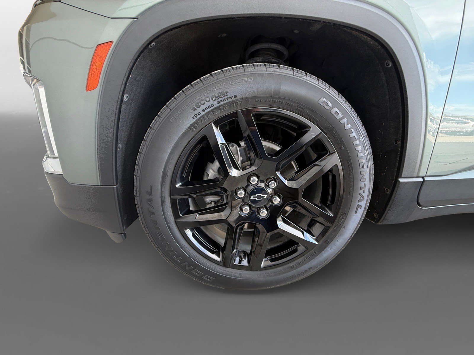 Used 2023 Chevrolet Traverse LT AWD/4WD image 12