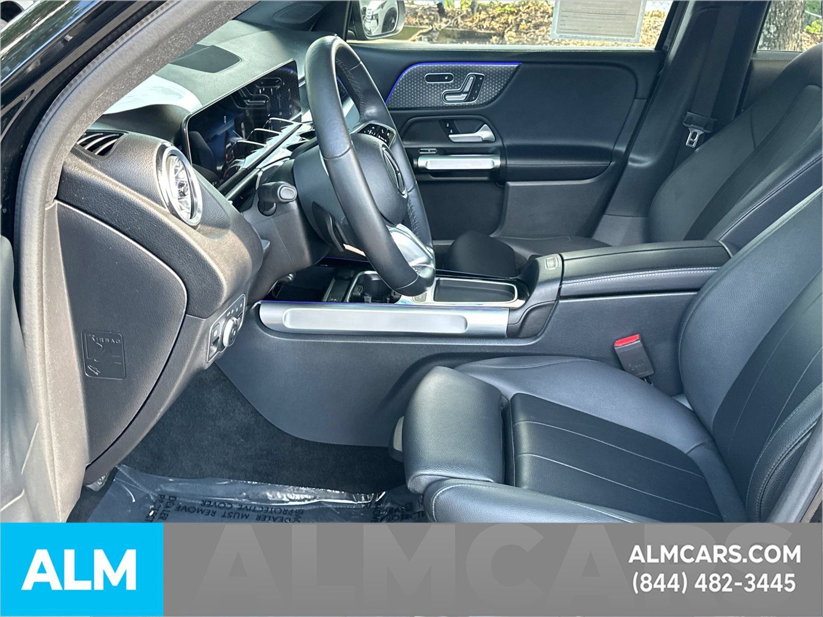 Used 2025 Mercedes-Benz GLB 250 image 10
