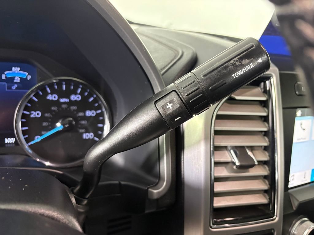 Certified 2019 Ford F350 Platinum w/ Platinum Ultimate Package image 21