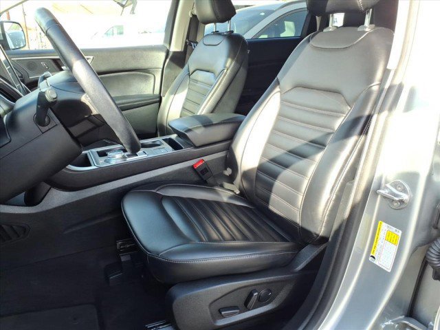 Certified 2024 Ford Edge SEL w/ Convenience Package image 6